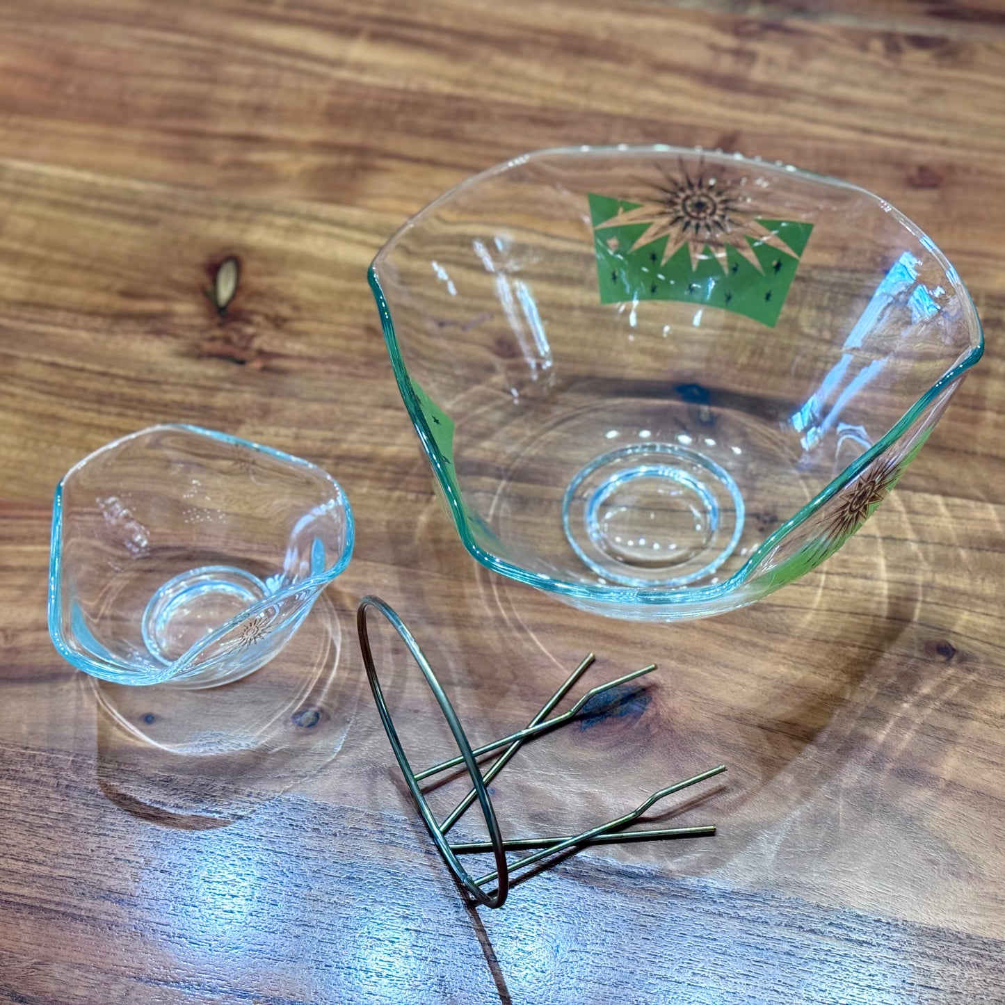 Vintage Green/Gold Sunburst Chip & Dip Set