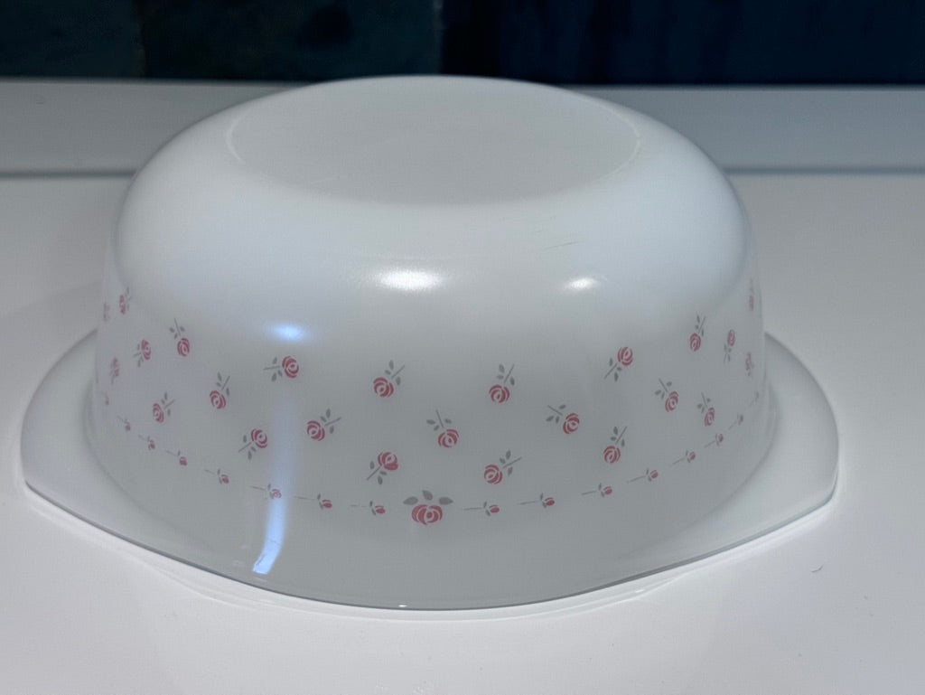 Arcopal France "Petite Roses" Casserole Dish