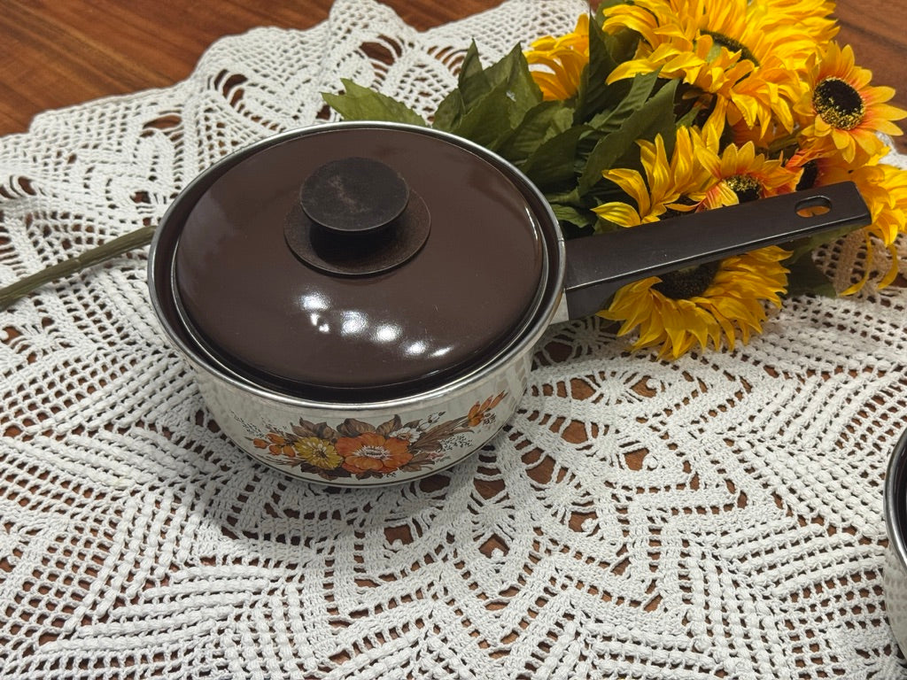 Vintage Floral Enamel Pot Set