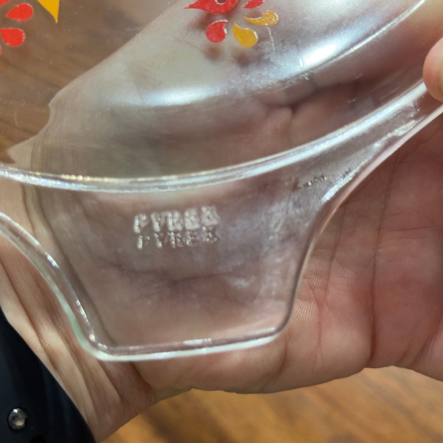 PYREX 'Friendship' 3 Piece Round Casserole With Lids