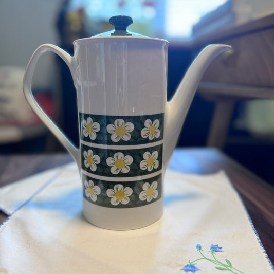 Johnson Brothers Ironstone Daisy Tea Pot