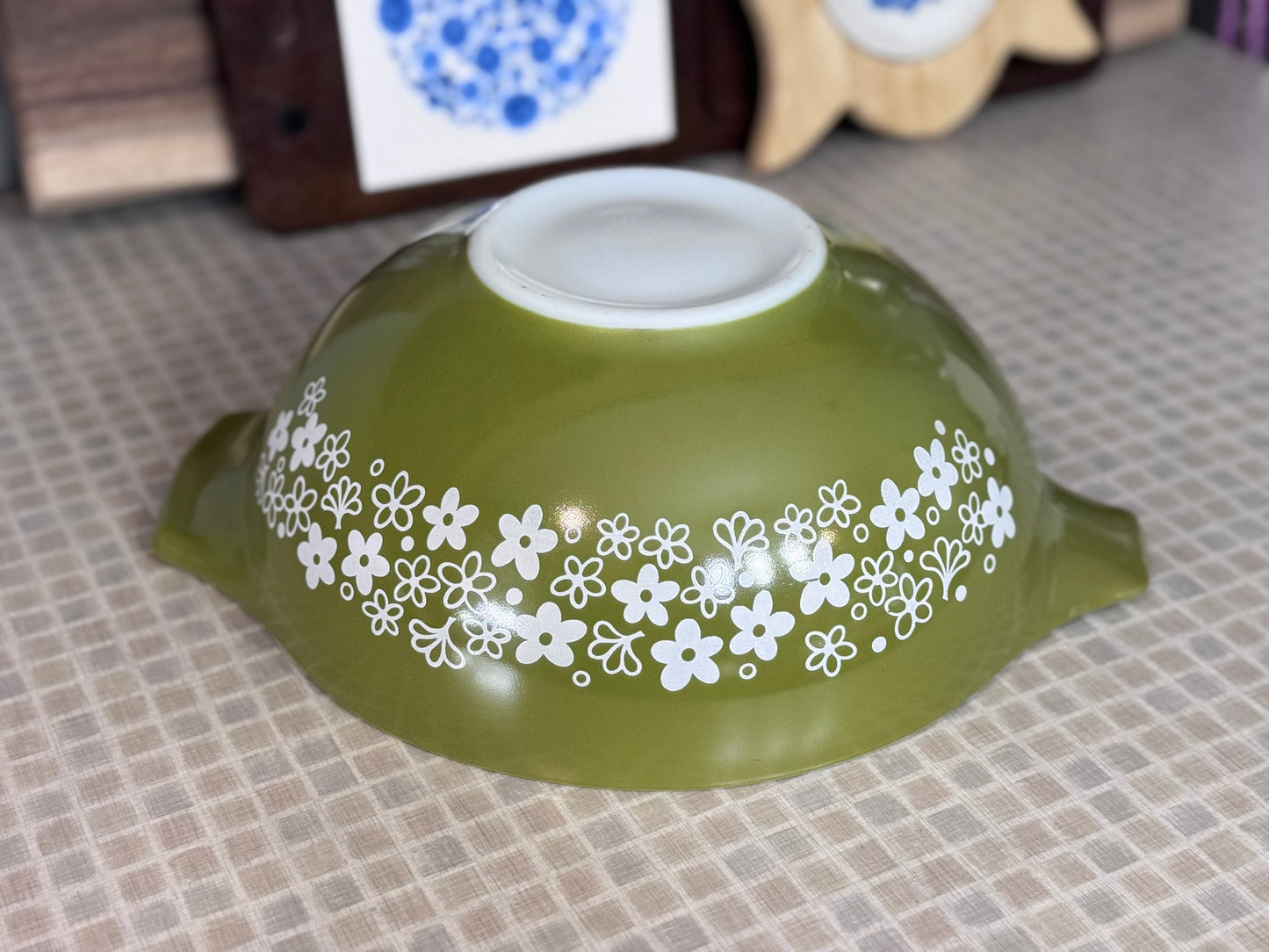 PYREX 'Crazy Daisy or 'Spring Blossom' 4 QT Cinderella Mixing Bowl