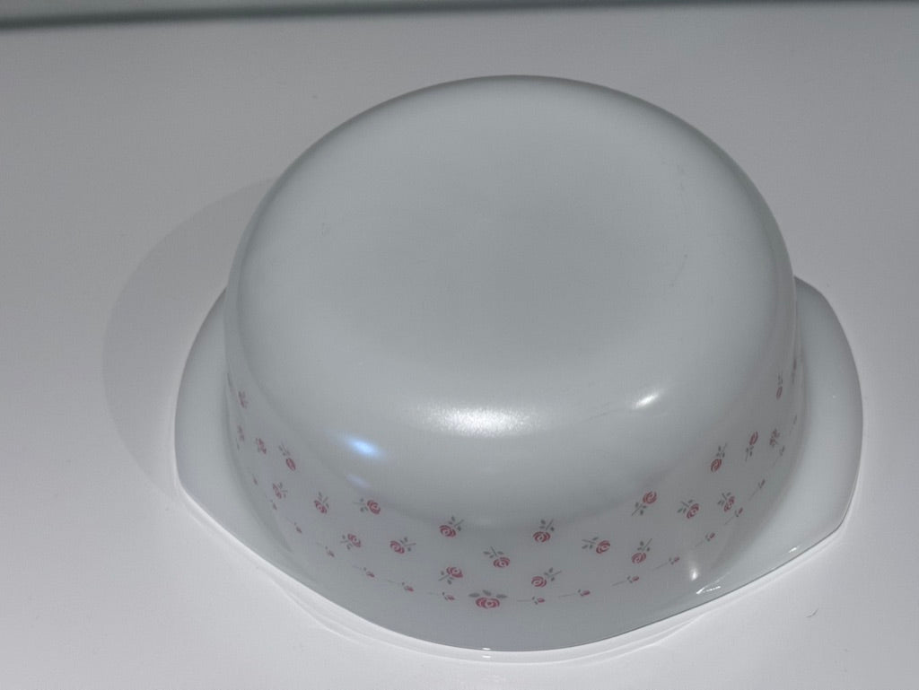 Arcopal France "Petite Roses" Casserole Dish