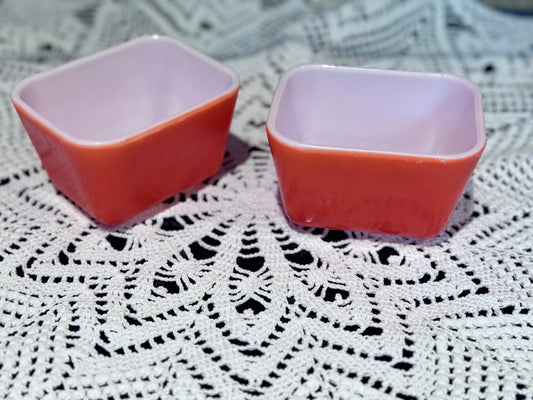 PYREX 501-B Refrigerator Dish -Red/Orange