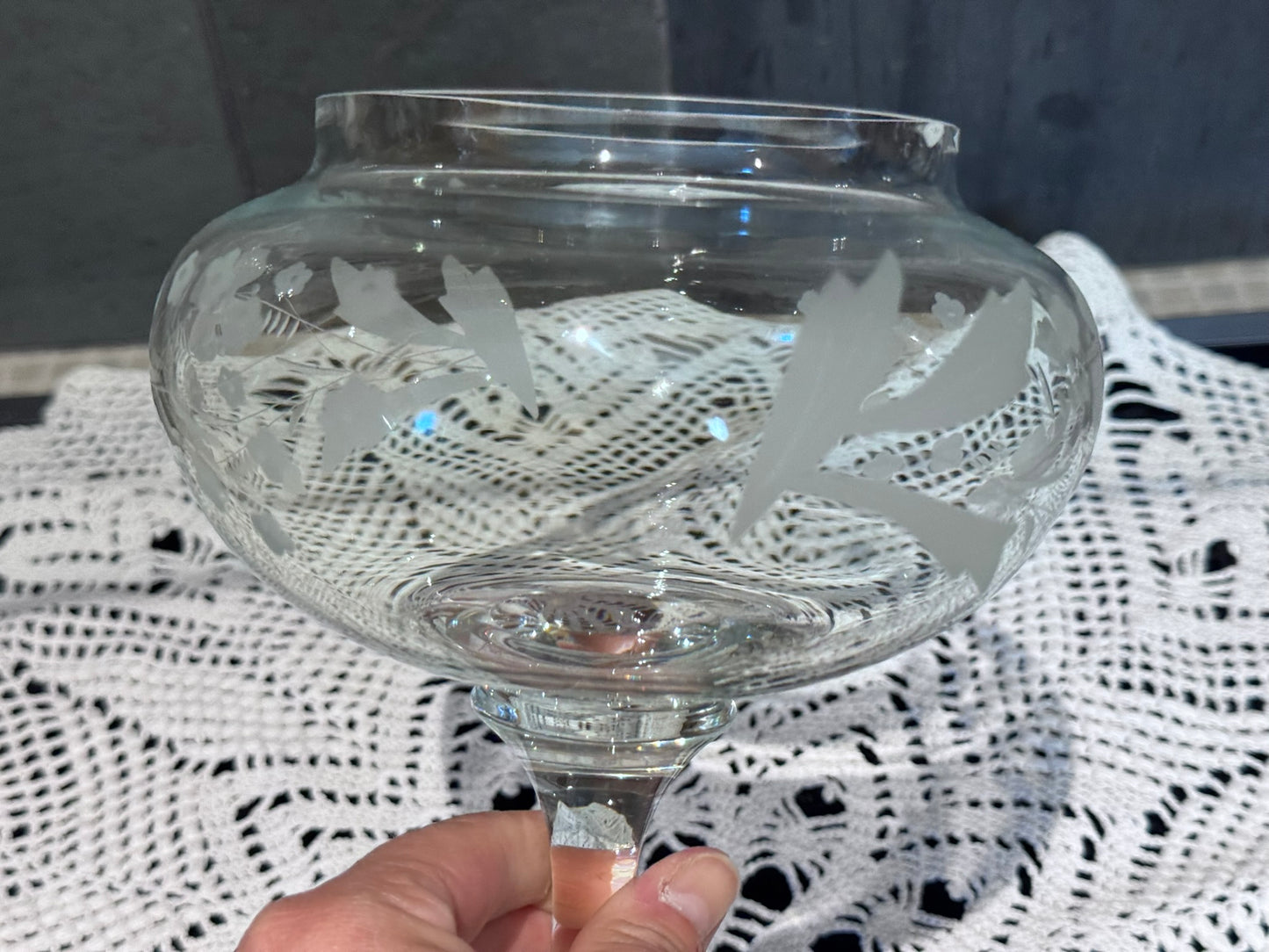 Etched Floral 'Caroline' Lidded Crystal Glass Pedestal Candy Dish
