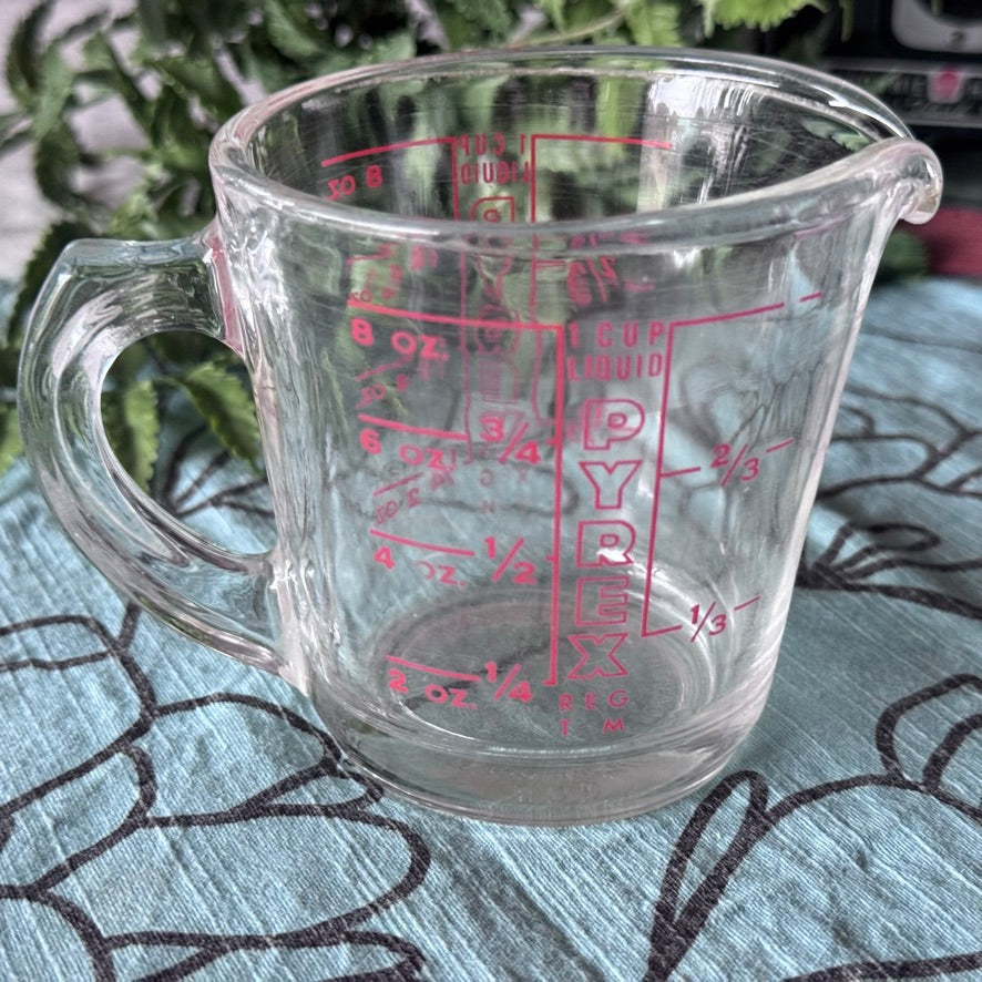 Vintage Pyrex # 508 Measuring Cup
