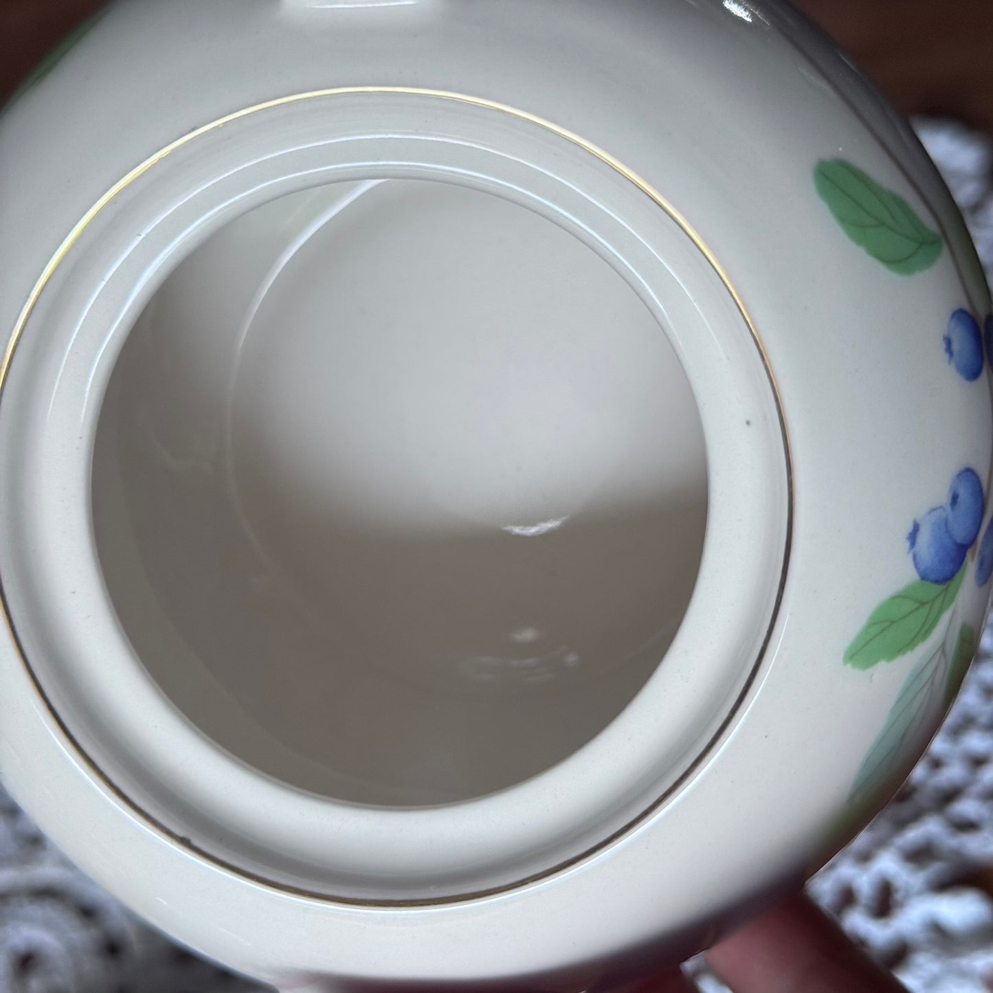 Blueberry Motif Ceramic Teapot
