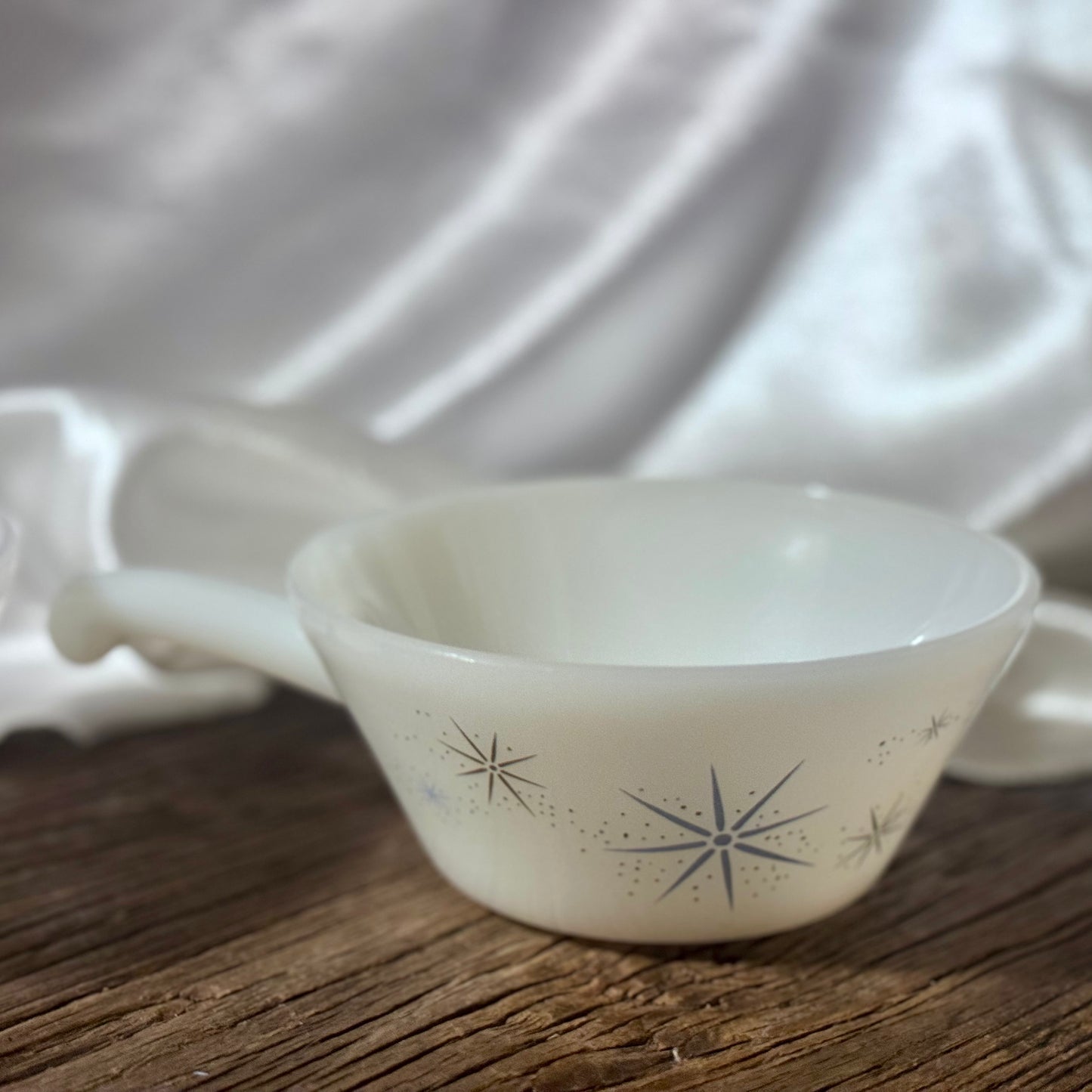 Glassbake Atomic Starburst Handled Soup Bowls