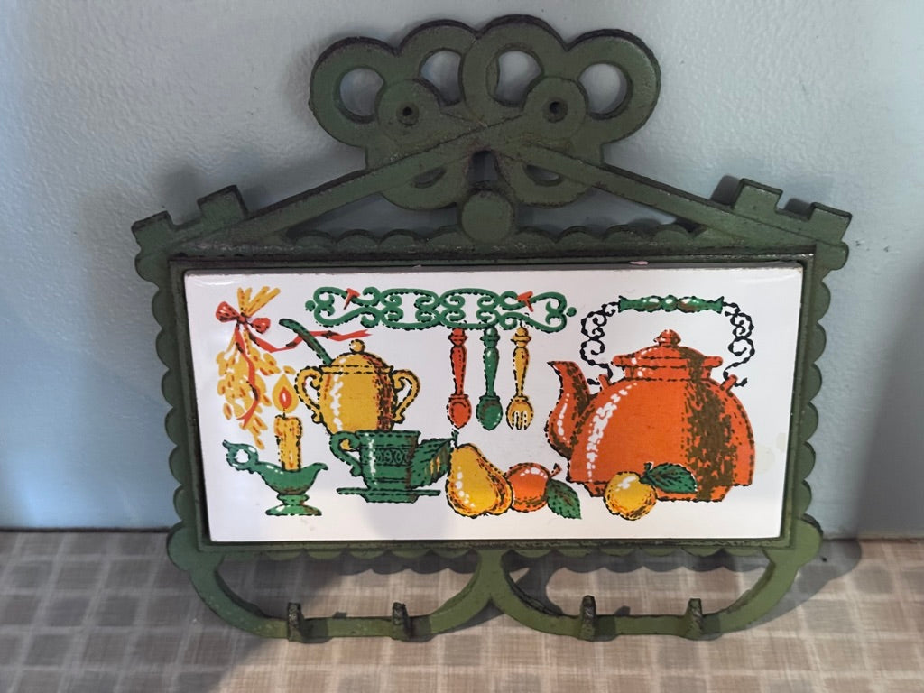 Vintage Green Cast Iron & Kitchen Tile Wall Motif Key Holder/Towel Holder