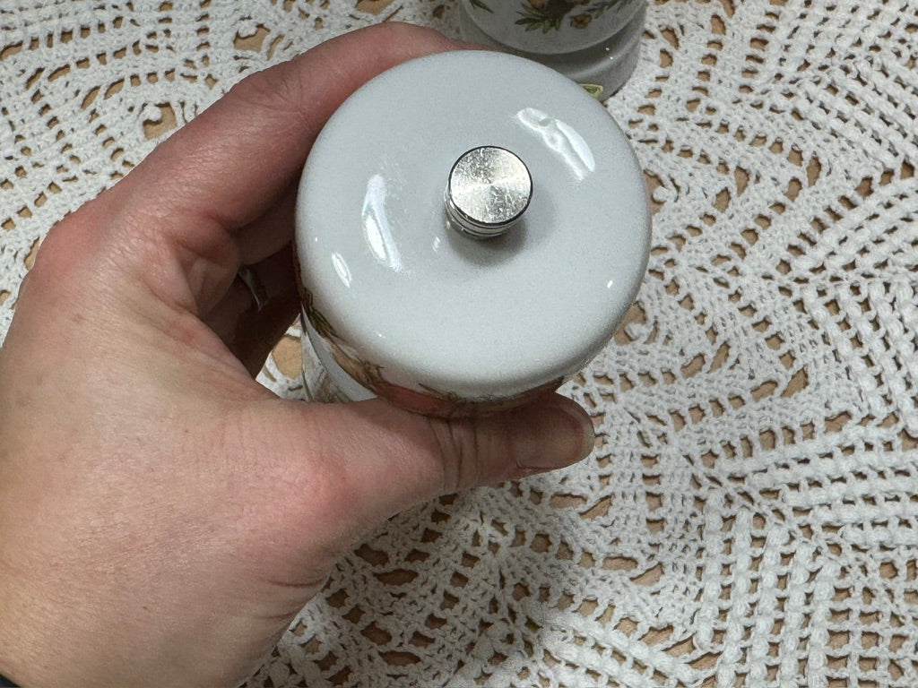 Sears Woodcrest by Styson 'Spice of Life' Ceramic Salt Shaker & Pepper Grinder