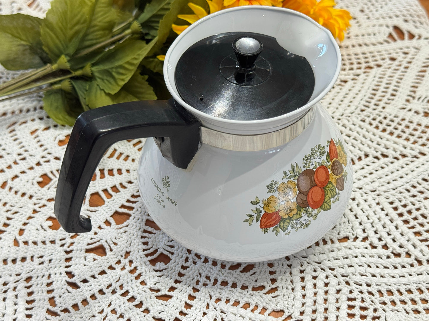 Corning Ware Spice of Life 6 Cup Teapot