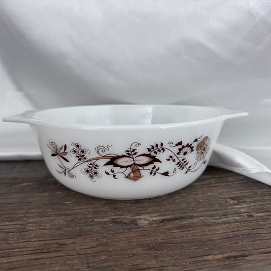 Pyrex England Brown Vine Casserole Dish