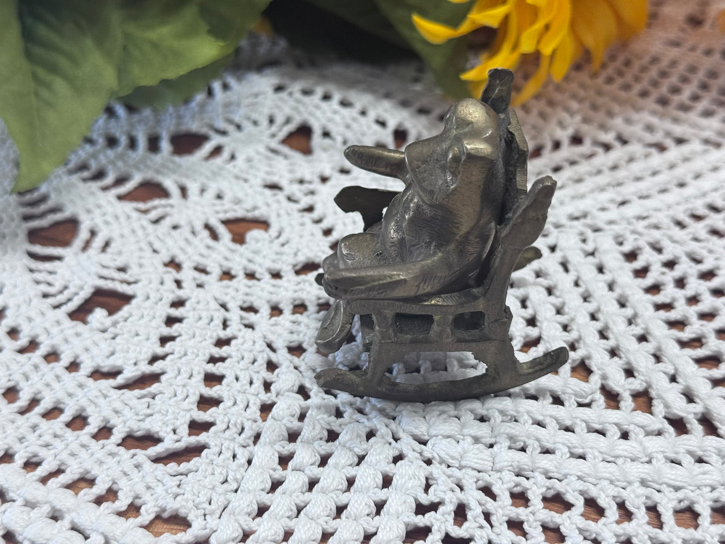 DEL GIF India Brass Rocking Chair Frog