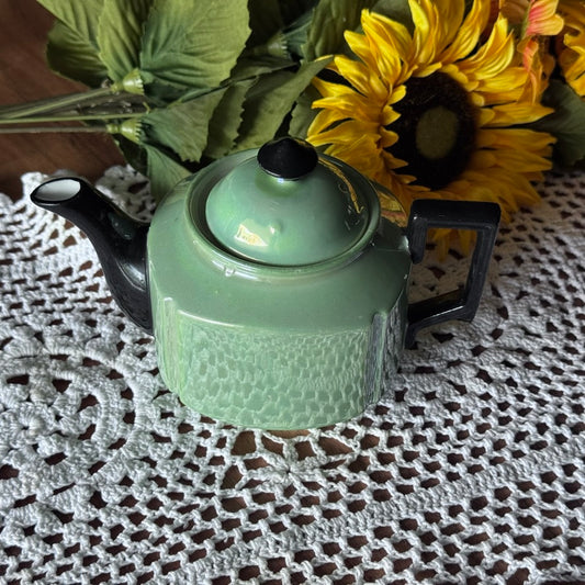 Lipton Made In Japan Green Lustreware Teapot