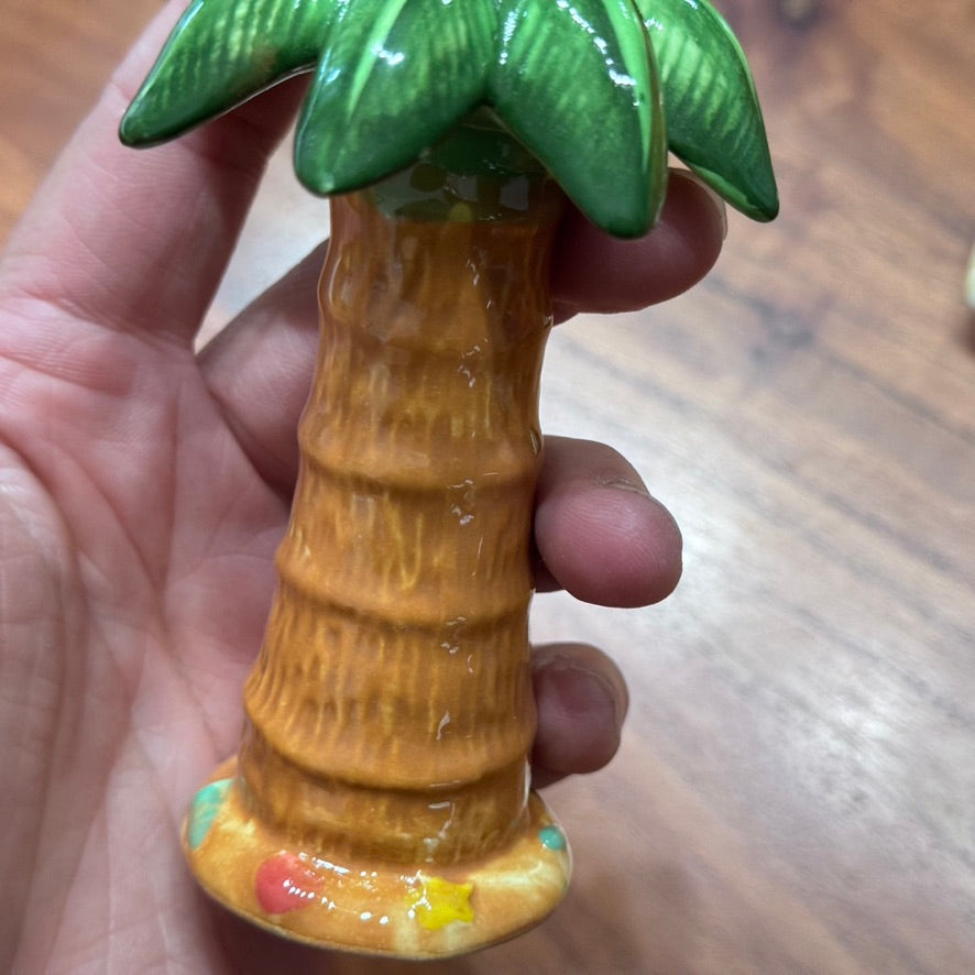 Vintage In Box Omnibus OCI Fitz & Floyd Tropical Christmas Salt & Pepper Shakers