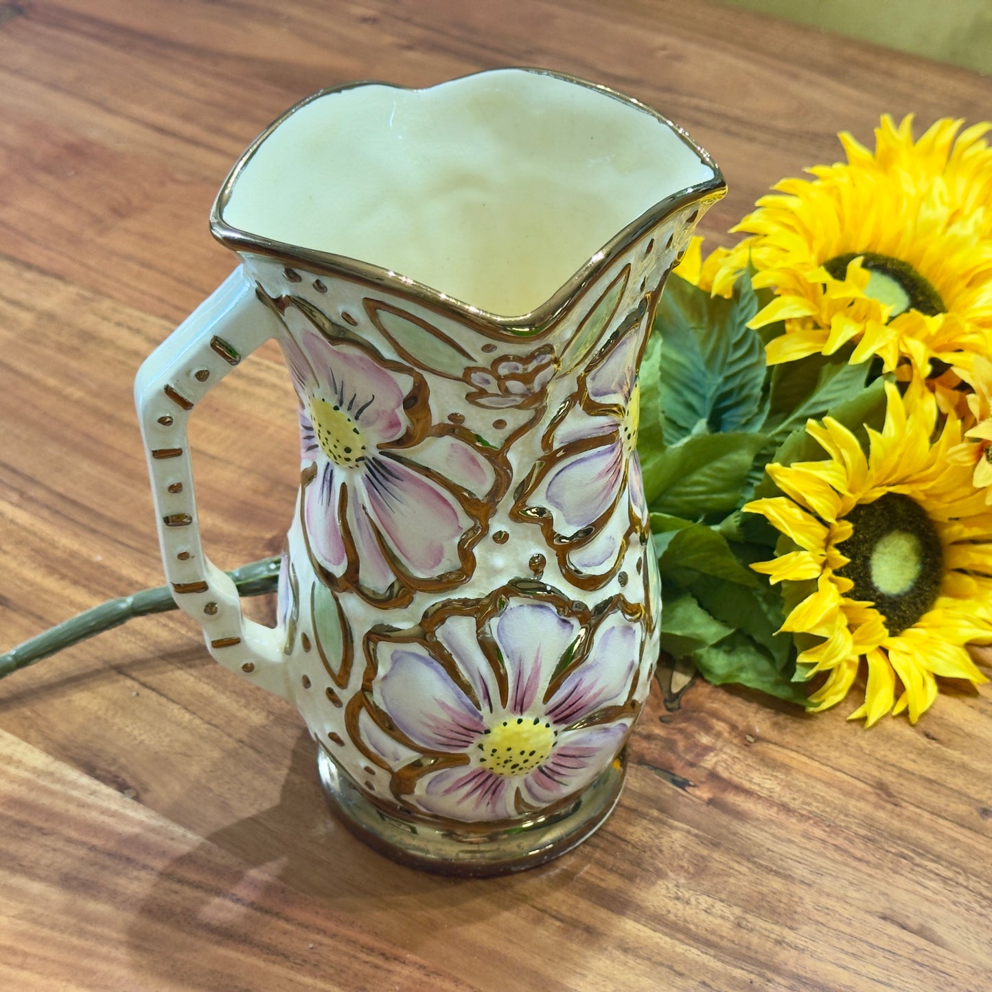 Kensington Ware England Sunflower Jug Vase