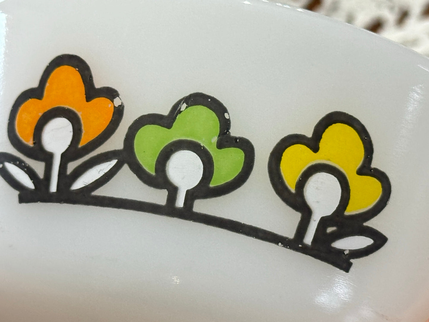 Anchor Hocking Fire-King 'Summerfield' Milk Glass Ramekins