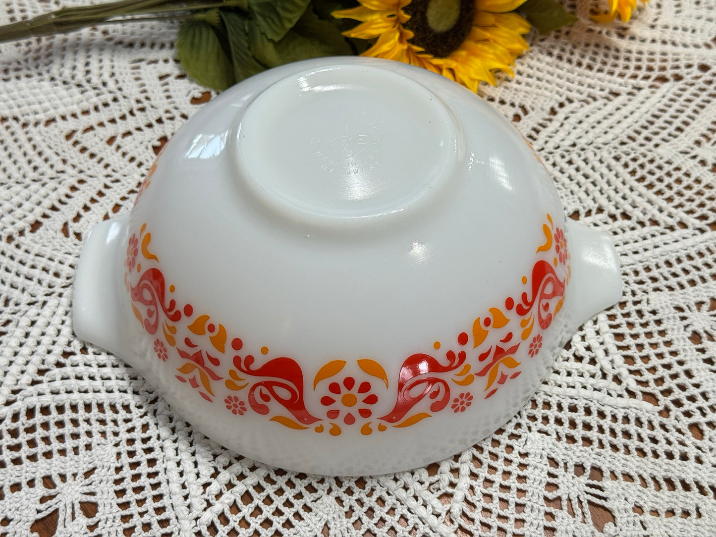 PYREX 'Friendship" Mixing Bowl 443