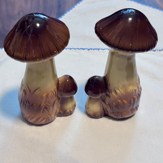 Vintage Ceramic Mushroom Salt & Pepper Shakers