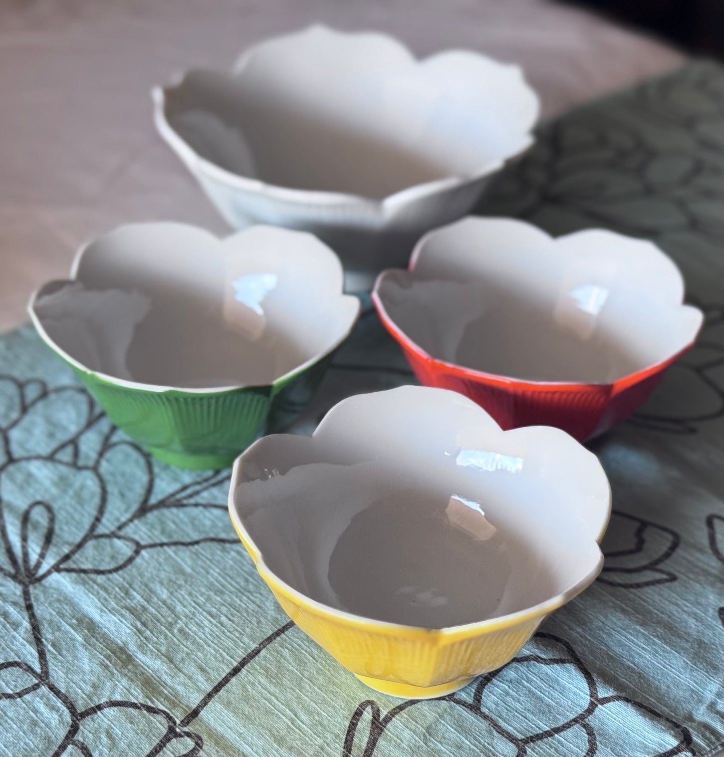 Vintage Lotus Rice Bowls