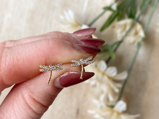 The Dragonfly Stud: Gold