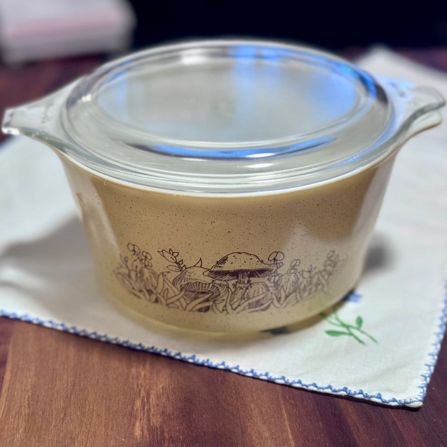 Pyrex Mushroom Forest Fancies 2.5 & 1.5 L & 1L Casserole Dishes