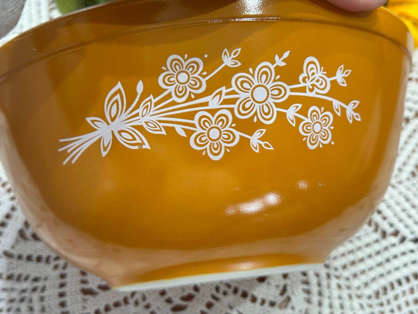 PYREX 403 Butterfly Gold Burnt Orange Mixing Bowl
