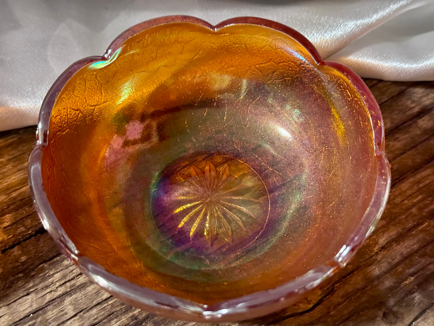 Jeanette Glass/Carnival Glass, Marigold, Crackle Pattern, Small Bowls