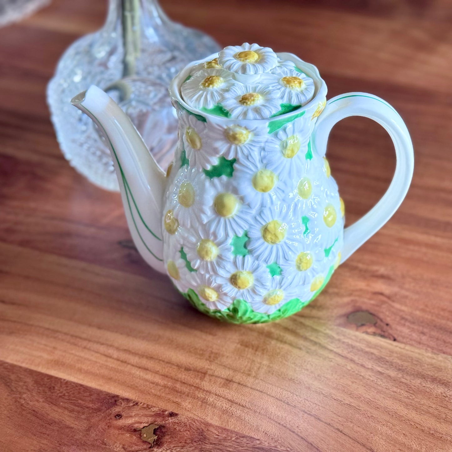 Lefton 'Daisytime' Teapot