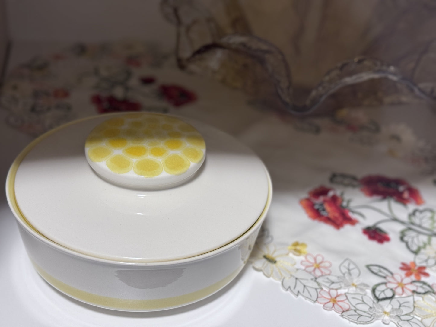 Franciscan Large Soup Tureen/ Covered Casserole