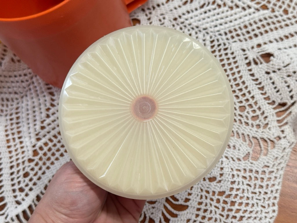 Orange 1575-5 Tupperware Jug/Pitcher with Lid