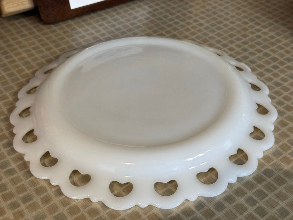 Anchor Hocking Lace Edge 'Old Colony' Milk Glass Platter