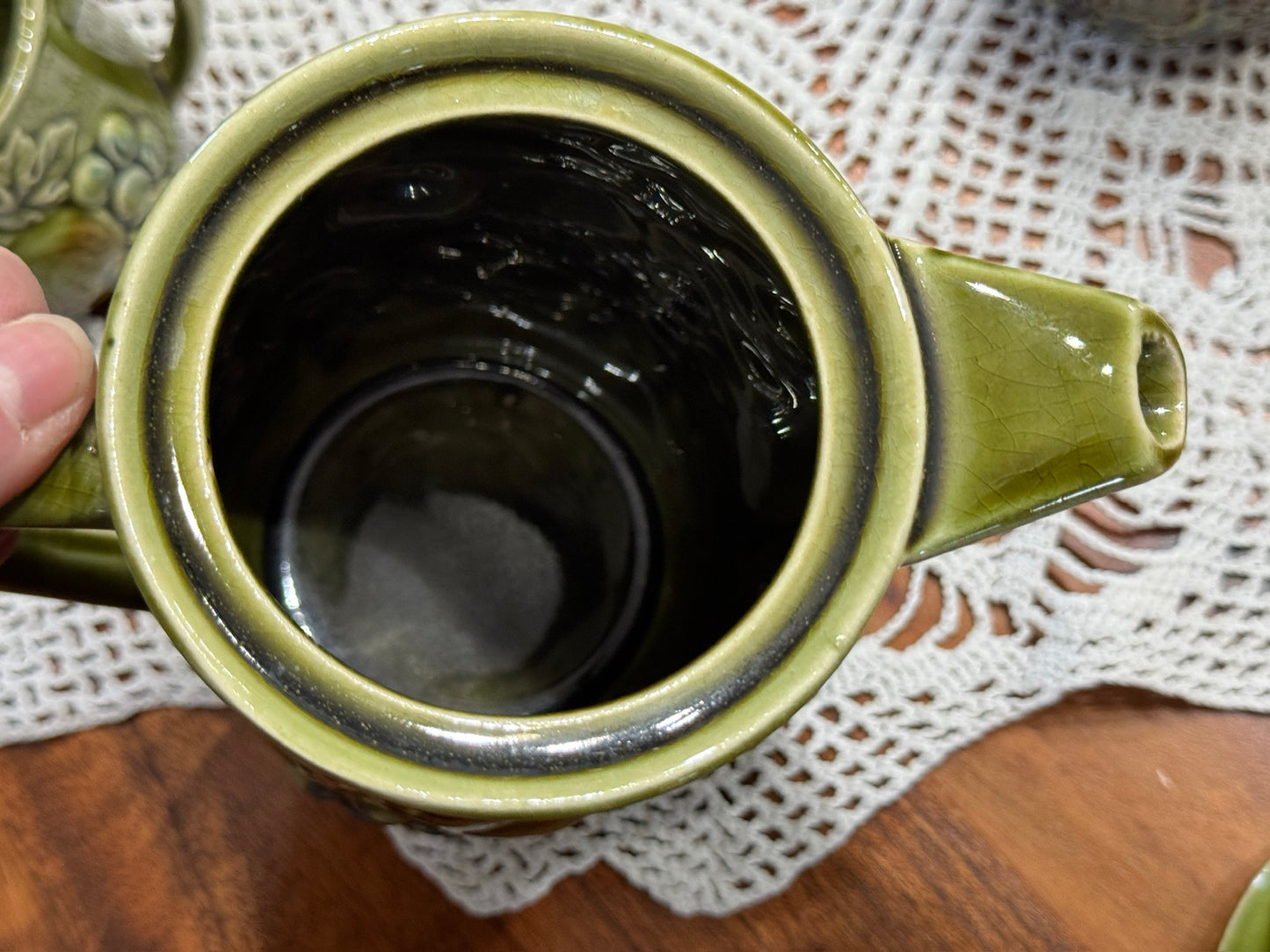 Japanese Fruit Motif Avocado Green Tea Set