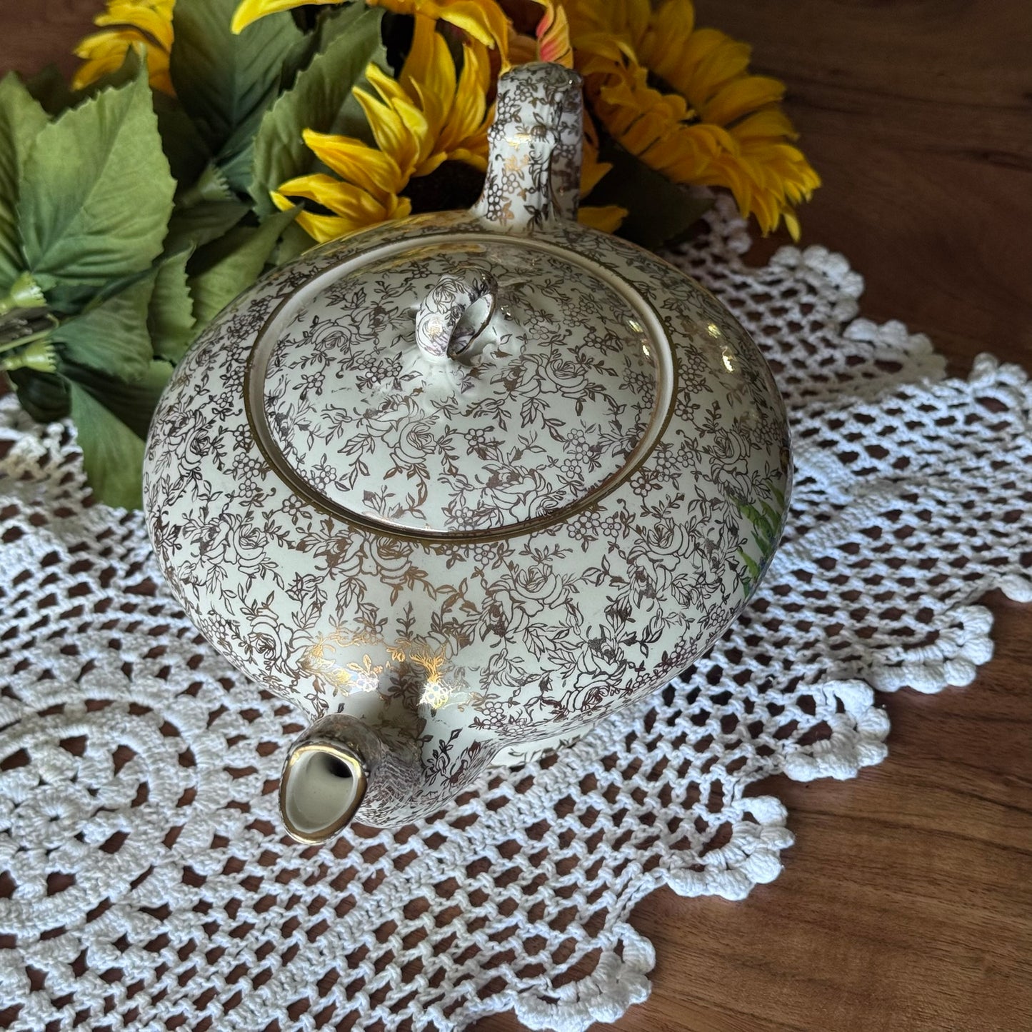 Empire Pottery Crinoline Lady Teapot