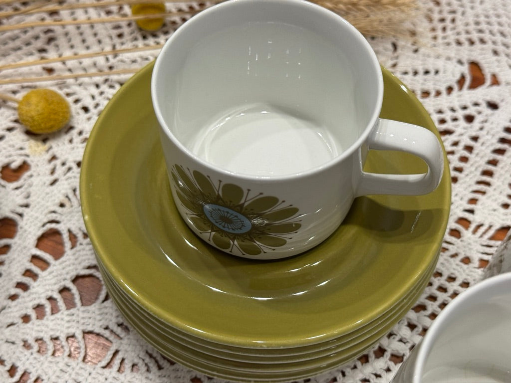 J G Meakin 'Galaxy' Tableware Set
