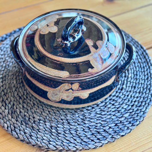 Sanger Canada Pottery Casserole Dish
