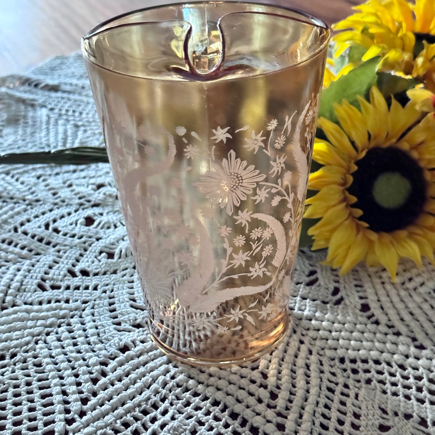 Jeannette Glass Marigold Peach Lustre Pitcher/Jug