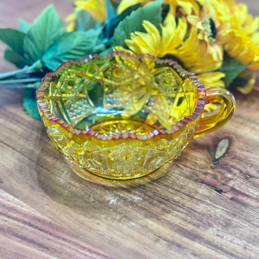 L.E. Smith Quintec Amberina Glass Handled Nappy Bowl/Candy Dish