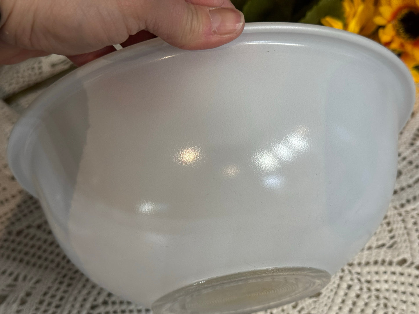 PYREX 325 White Frosted Clear Glass Mixing Bowl