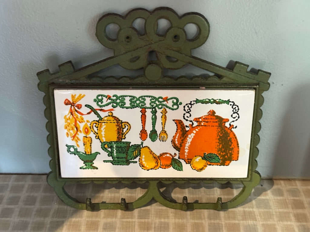Vintage Green Cast Iron & Kitchen Tile Wall Motif Key Holder/Towel Holder