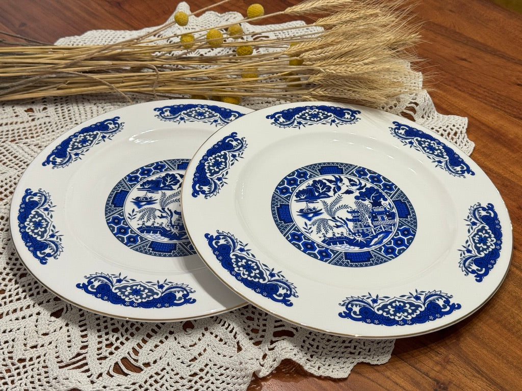 Royal Staffordshire Bone China England Blue Willow Charger Plate