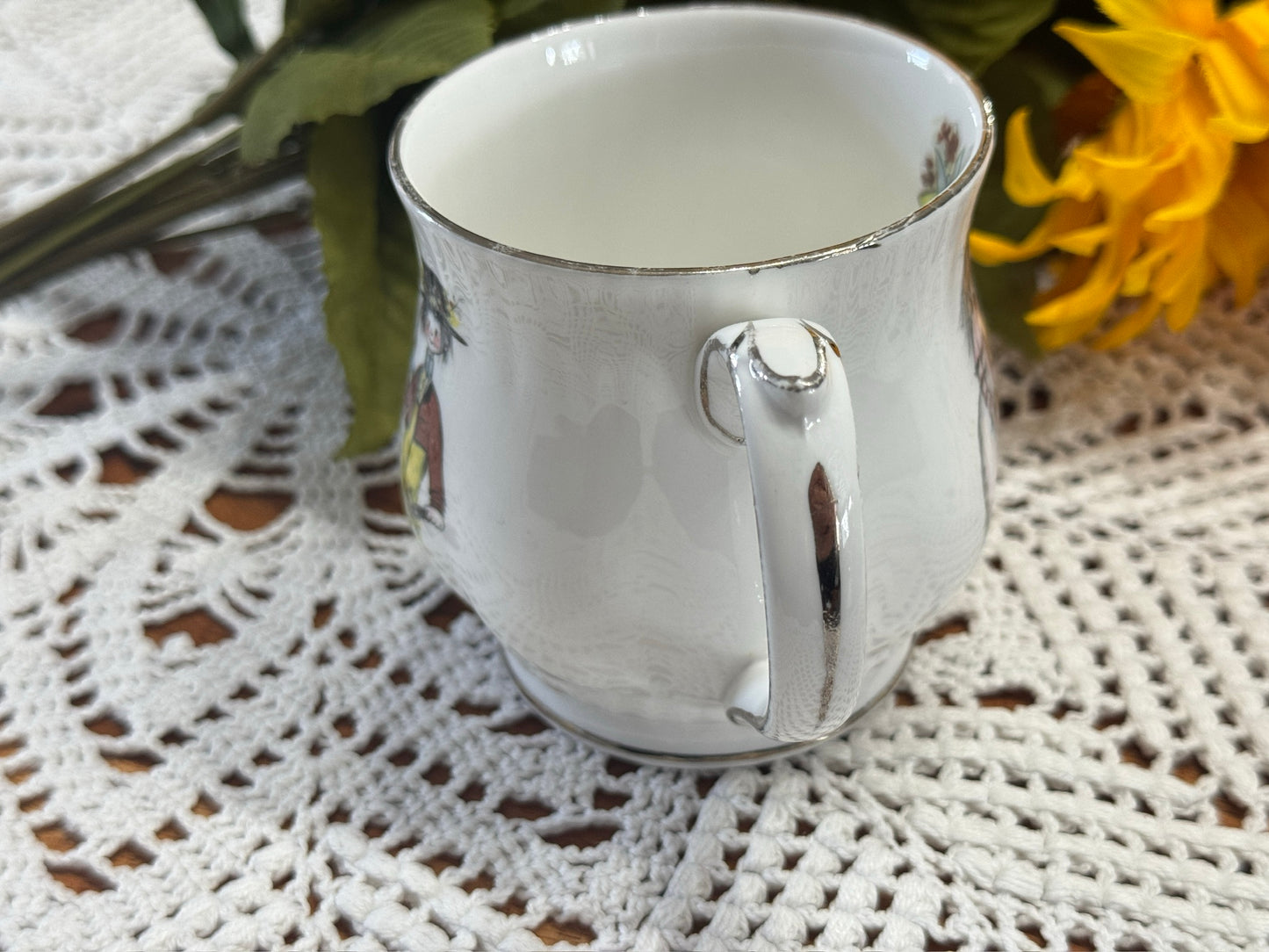 Royal Windsor Bone China Mug "Pearly King and Queen" Pattern