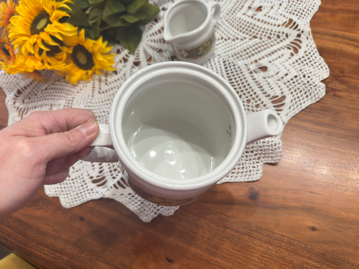 MYOTT England 'SIENNA' Teapot & Creamer