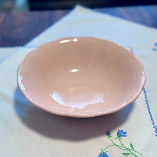 Grindley Peach Petal Scalloped Bowl