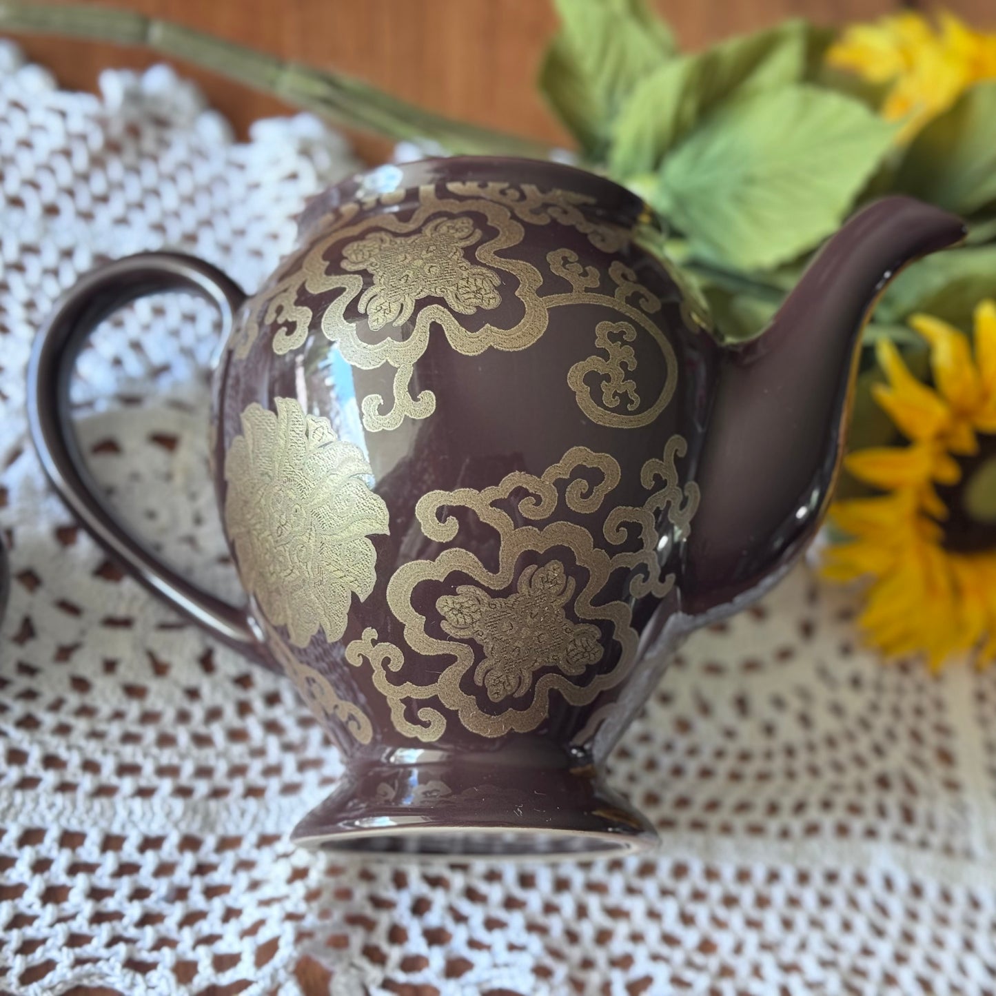 Pottery Barn Chinoise Teapot