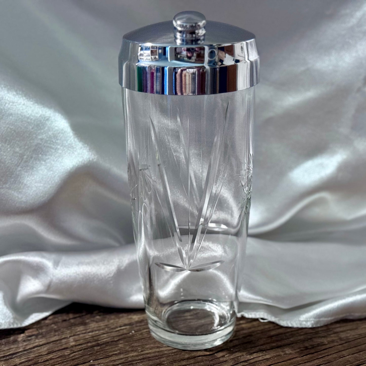 Vintage Pinwheel Glass Cocktail Shaker