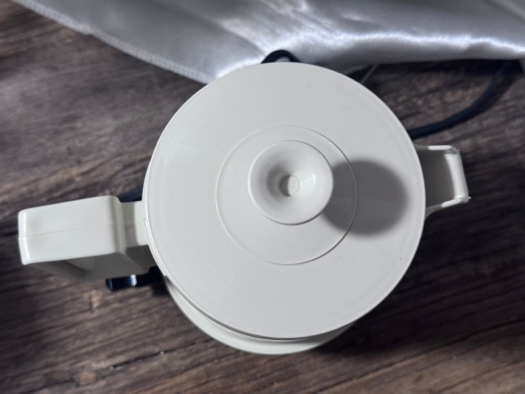 Regal Daisy Automatic Mini Electric Kettle/Hot Pot