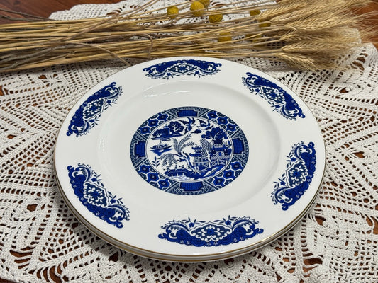 Royal Staffordshire Bone China England Blue Willow Charger Plate