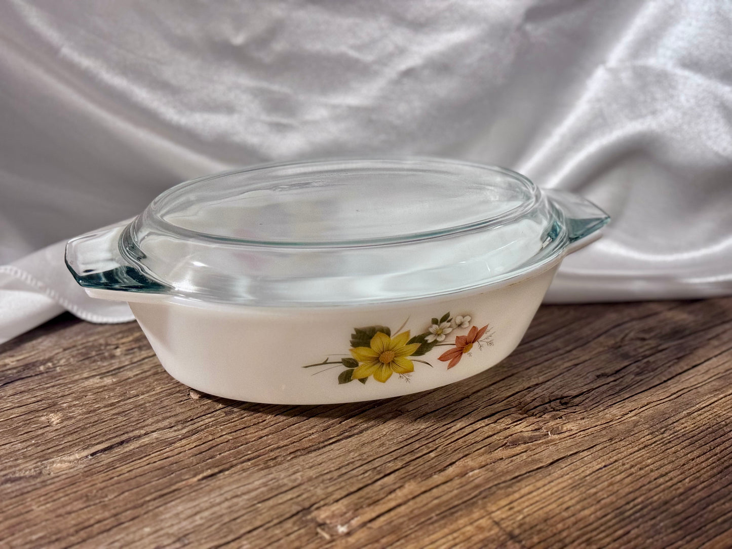 "Autumn Glory" Pyrex England Casserole Dish with Lid