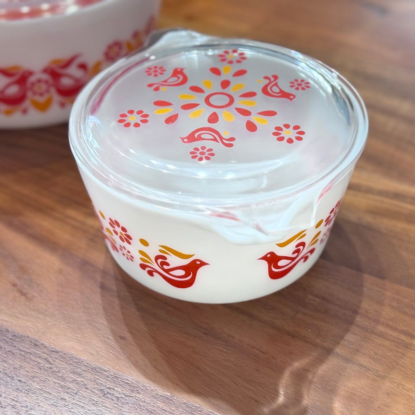 PYREX 'Friendship' 3 Piece Round Casserole With Lids